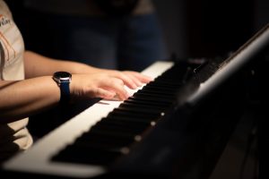 オタマトーンで中国語の声調をマスター！音程コントロール術